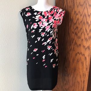 🔥 LOFT Sleeveless Flower Petal Shift Dress 🌺